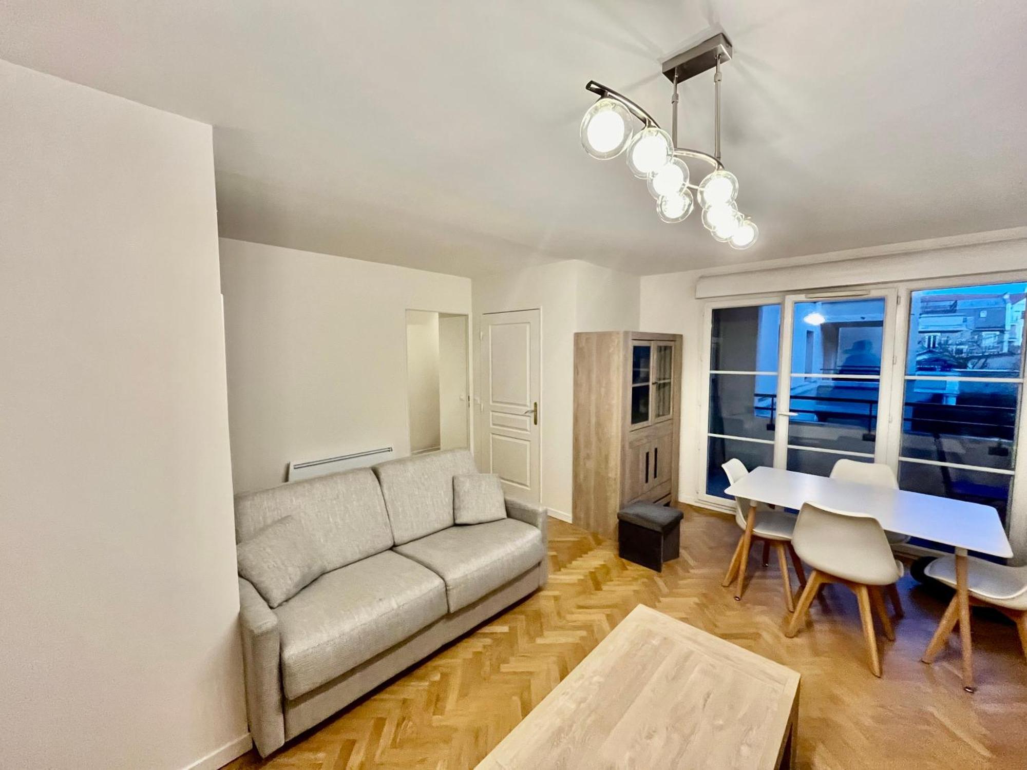 Апартаменты Le Sept Avec Parking, Transfert Vaires-sur-Marne Экстерьер фото
